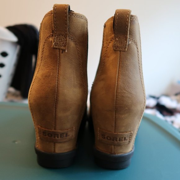 Sorel Joan of Arctic chelsea wedge - Picture 2 of 4